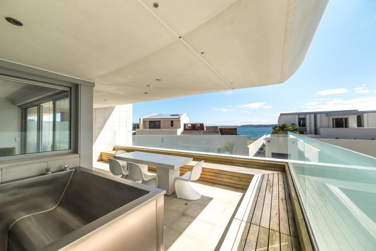 Aparthotel Sacred Waters Lac Taupo Extérieur photo The penthouse